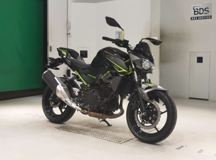 Мотоцикл Kawasaki Z400 с пробегом 11296 km