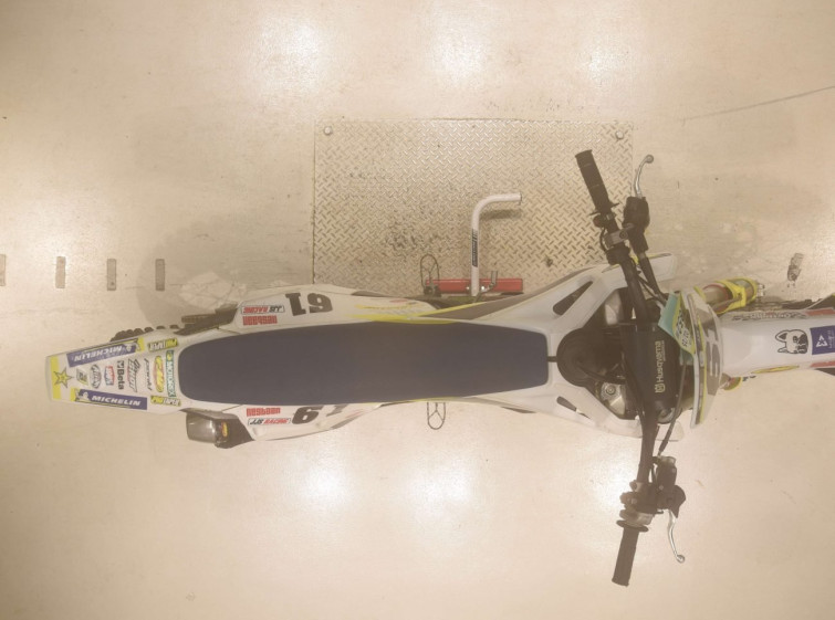 Мотоцикл Husqvarna FE250