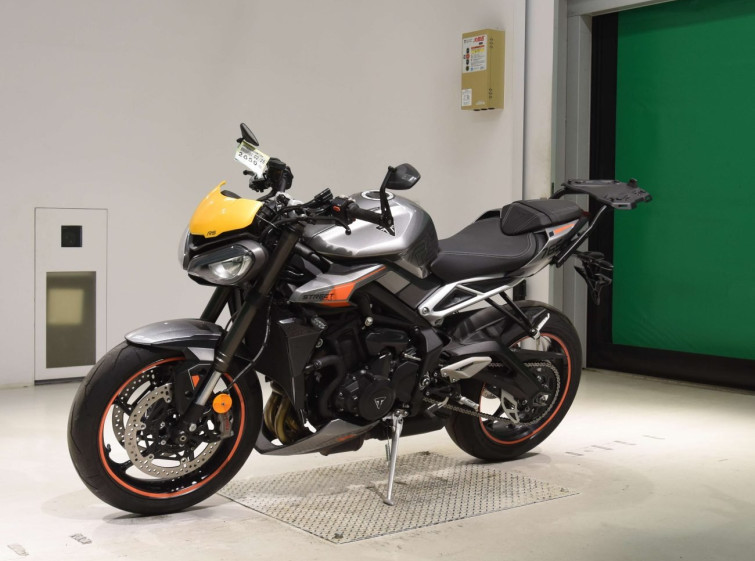 Мотоцикл Triumph STREET TRIPLE RS с пробегом 875 km