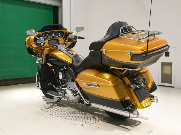 Мотоцикл HD ELECTRA GLIDE FLHTKSE1800 с пробегом 69788 km