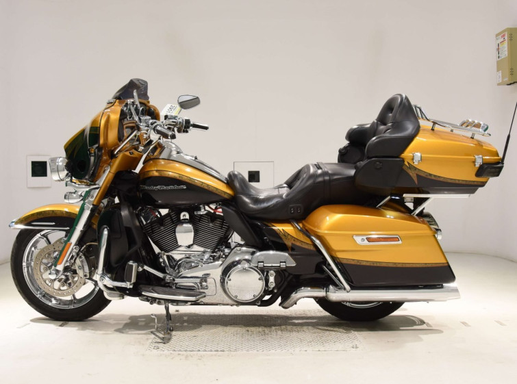 Мотоцикл HD ELECTRA GLIDE FLHTKSE1800 с пробегом 69788 km