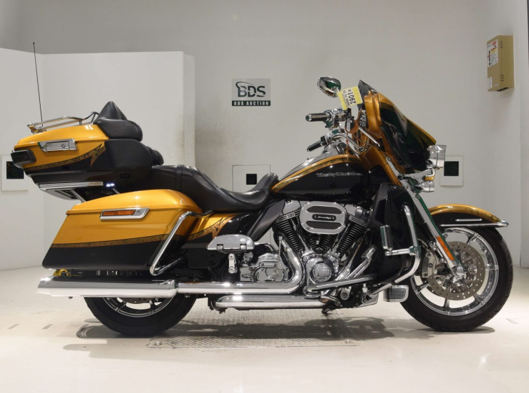 Мотоцикл HD ELECTRA GLIDE FLHTKSE1800 с пробегом 69788 km
