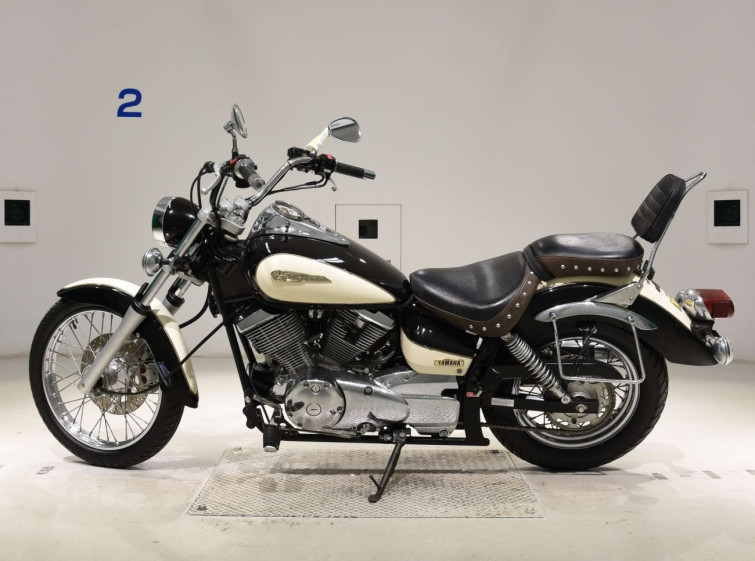 Мотоцикл Yamaha DRAGSTAR XVS250 з пробігом 4362 km
