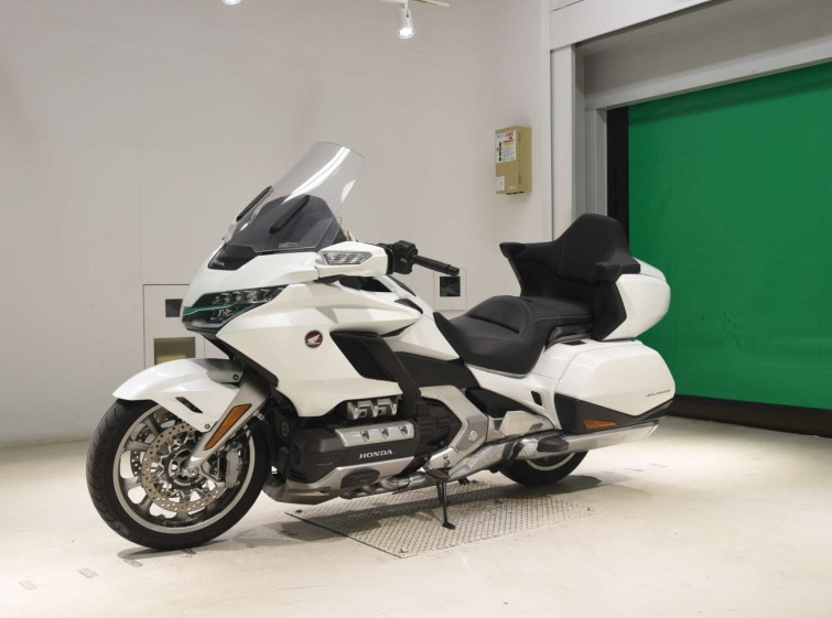 Мотоцикл Honda GL1800 TOUR D з пробігом 8216 km