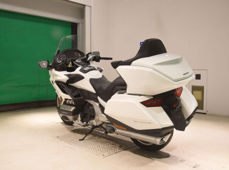 Мотоцикл Honda GL1800 TOUR D з пробігом 8216 km