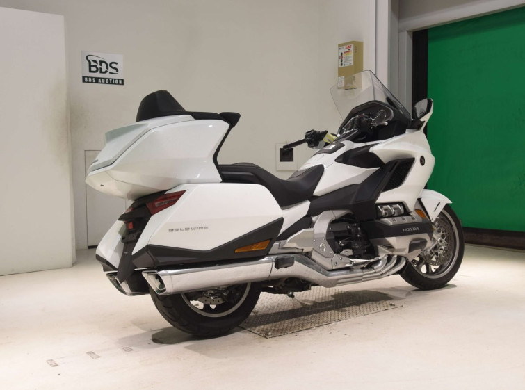 Мотоцикл Honda GL1800 TOUR D з пробігом 8216 km