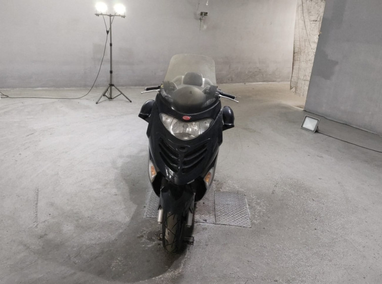 Мотоцикл Kymco GRAND DINK250 с пробегом 17211 km