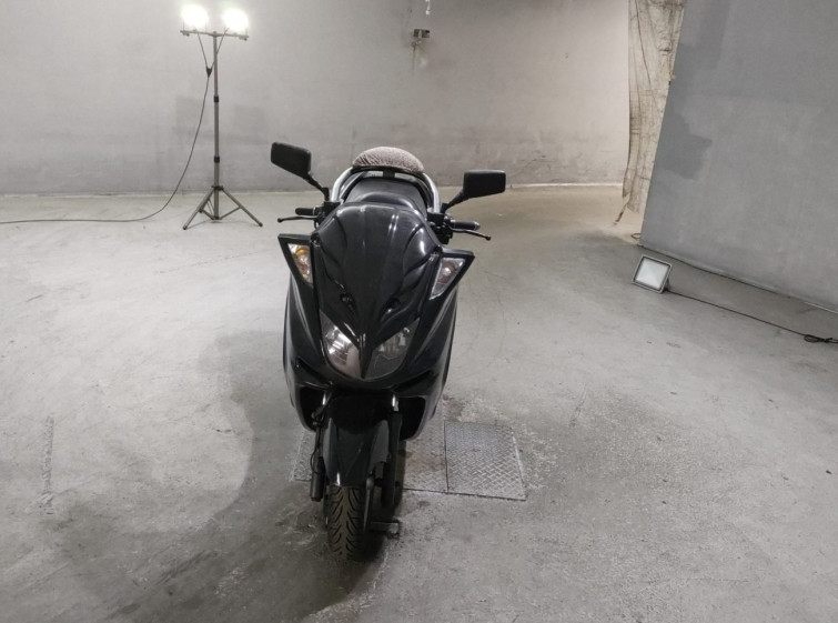 Мотоцикл Yamaha MAJESTY 250C з пробігом 27292 km