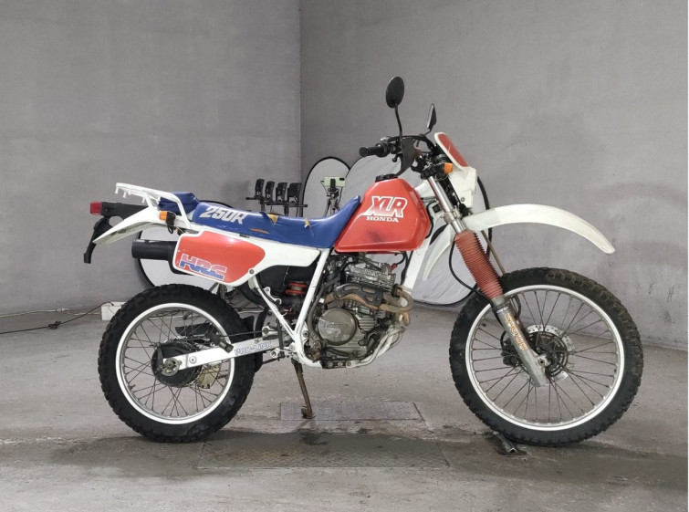 Мотоцикл Honda XLR250R з пробігом 18826 km