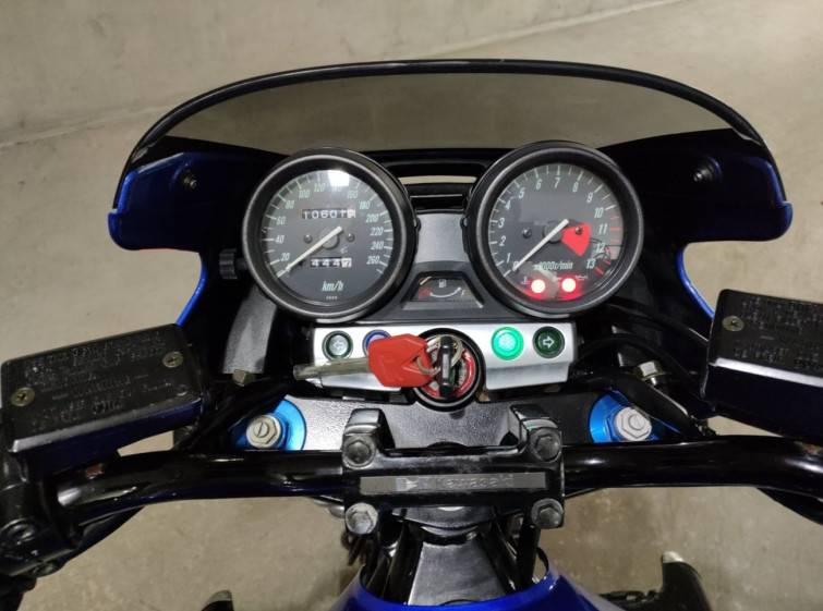 Мотоцикл Kawasaki ZRX1200R с пробегом 10601 km