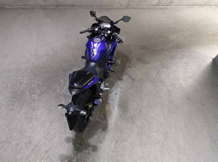 Мотоцикл Yamaha YZF-R3 с пробегом 3738 km