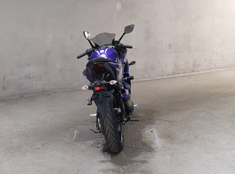 Мотоцикл Yamaha YZF-R3 с пробегом 3738 km
