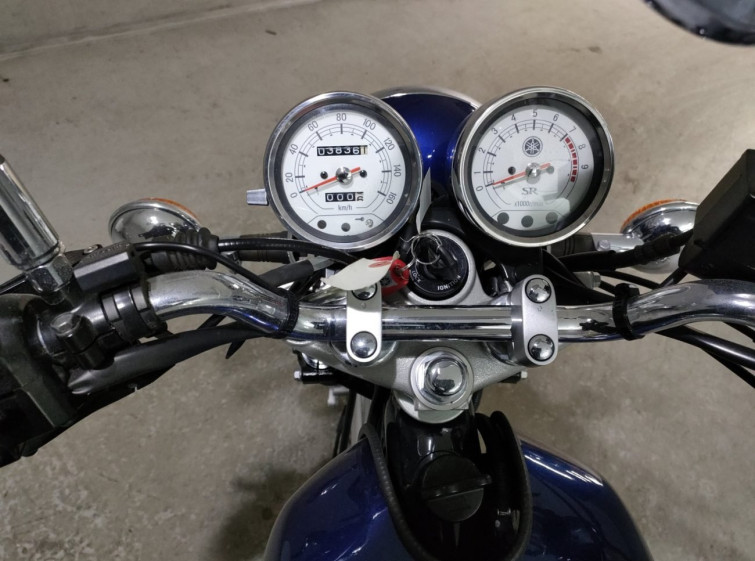 Мотоцикл Yamaha SR400 с пробегом 3835 km