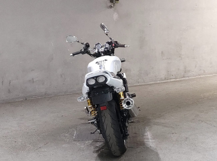 Мотоцикл Yamaha XJR1300 с пробегом 33377 km