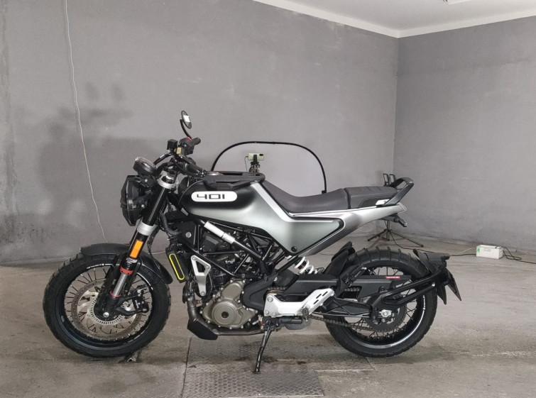 Мотоцикл Husqvarna SVARTPILEN 401 с пробегом 11639 km