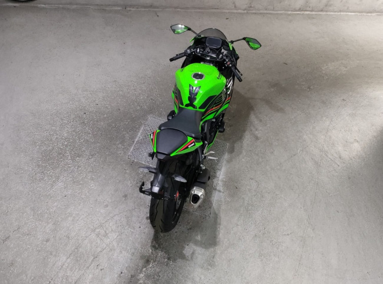 Мотоцикл Kawasaki ZX-6R с пробегом 1654 km