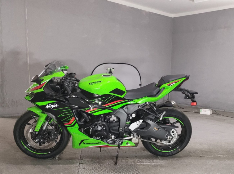 Мотоцикл Kawasaki ZX-6R с пробегом 1654 km