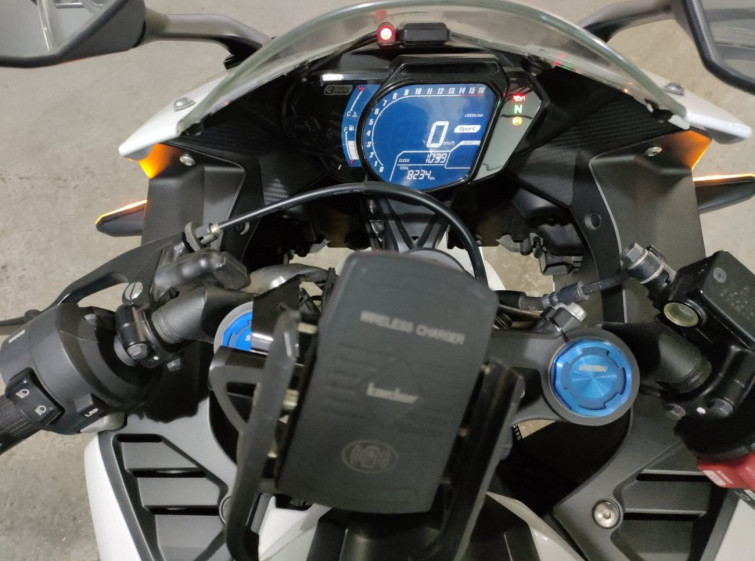 Мотоцикл Honda CBR250RR с пробегом 8234 km