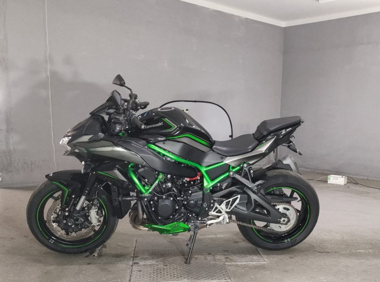 Мотоцикл Kawasaki NINJA H2 с пробегом 8774 km