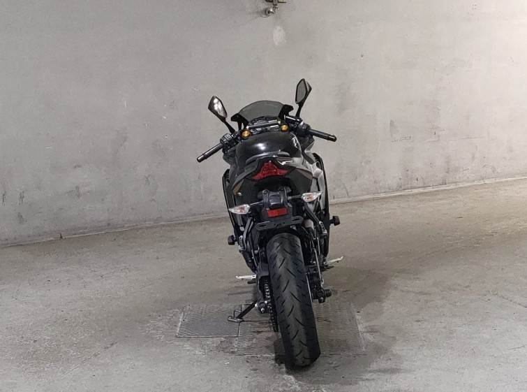 Мотоцикл Kawasaki NINJA ZX-25R KRT с пробегом 4895 km