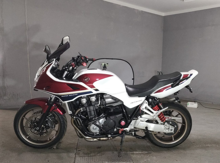 Мотоцикл Honda CB1300 SUPER BOL D’OR с пробегом 17203 km