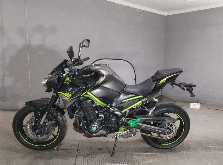 Мотоцикл Kawasaki Z900 з пробігом 4469 km