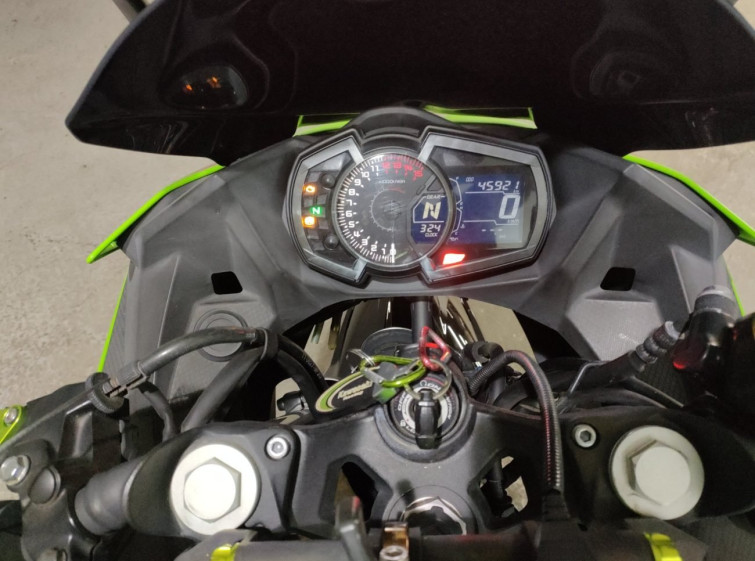 Мотоцикл Kawasaki NINJA400 с пробегом 45921 km