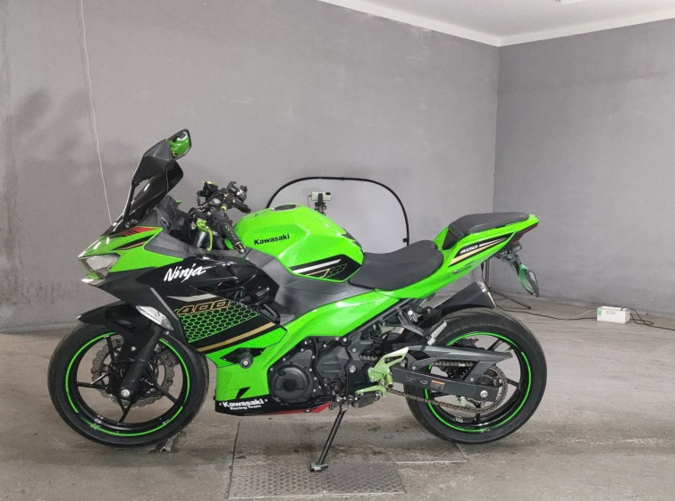 Мотоцикл Kawasaki NINJA400 с пробегом 45921 km