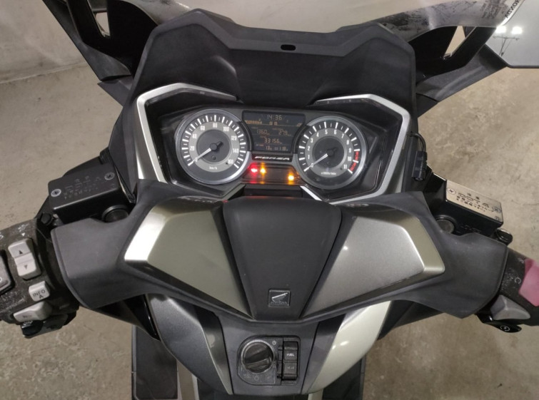 Мотоцикл Honda FORZA з пробігом 33155 km