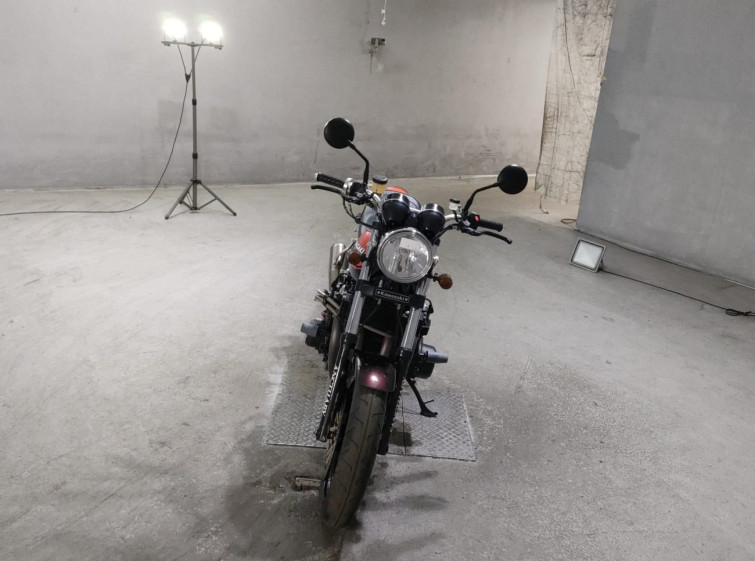 Мотоцикл Kawasaki Z1 900 SUPERFOUR с пробегом 2004 km