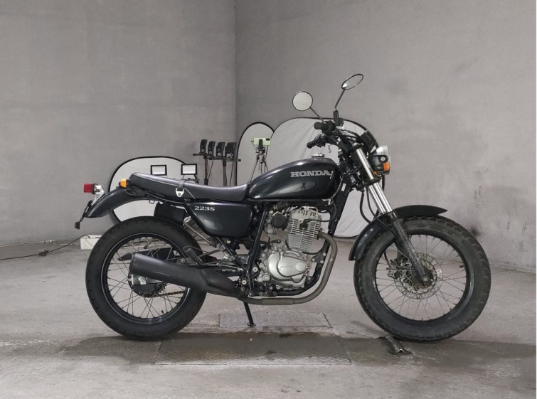 Мотоцикл Honda CB223S с пробегом 3071 km