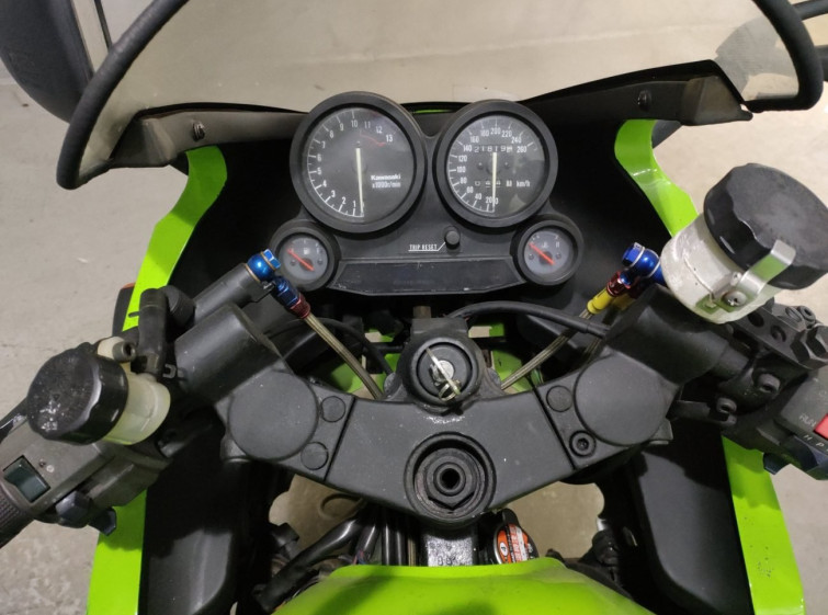 Мотоцикл Kawasaki GPZ900R с пробегом 21819 km