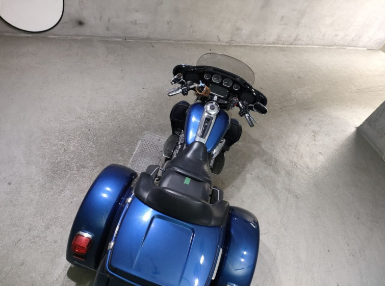 Мотоцикл HD ELECTRA GLIDE FLHTCU1750 TRIKE с пробегом 18223 km