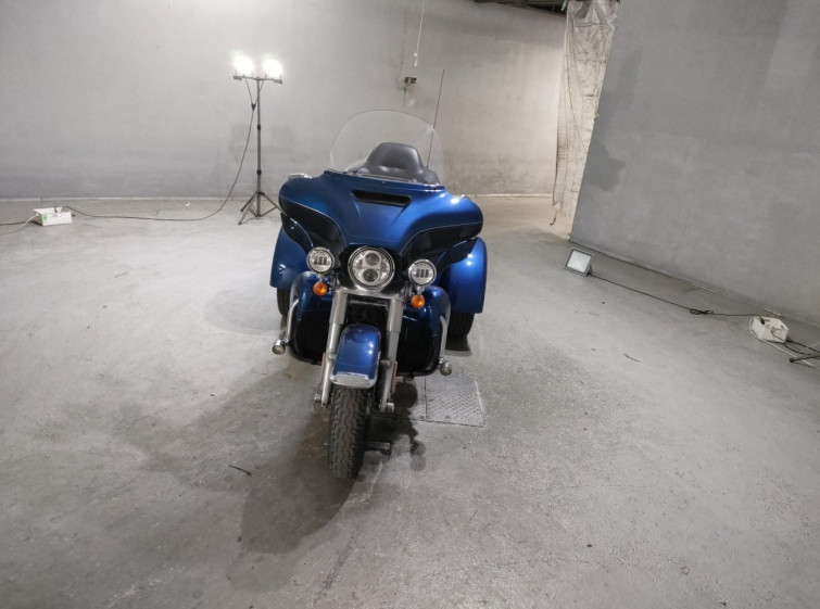 Мотоцикл HD ELECTRA GLIDE FLHTCU1750 TRIKE с пробегом 18223 km