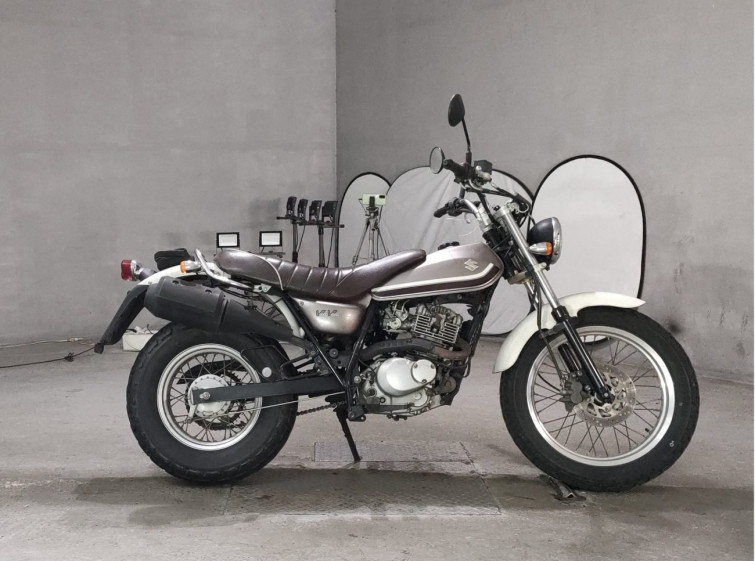 Мотоцикл Suzuki VAN VAN 200 з пробігом 19390 km
