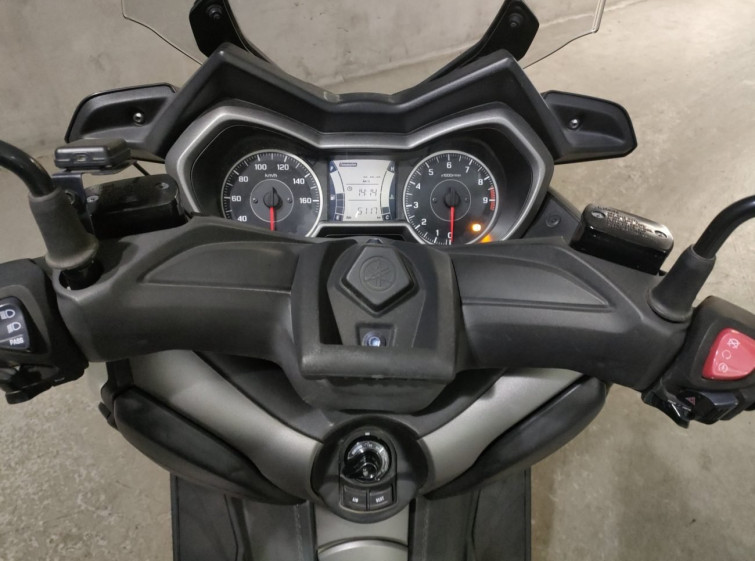Мотоцикл Yamaha X-MAX250 с пробегом 5117 km
