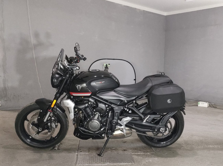Мотоцикл Triumph TRIDENT660 з пробігом 10496 km