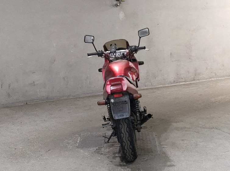 Мотоцикл Honda VT250 SPADA з пробігом 28661 km