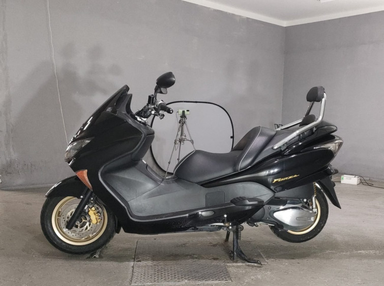 Мотоцикл Honda FORZA Z з пробігом 9916 km