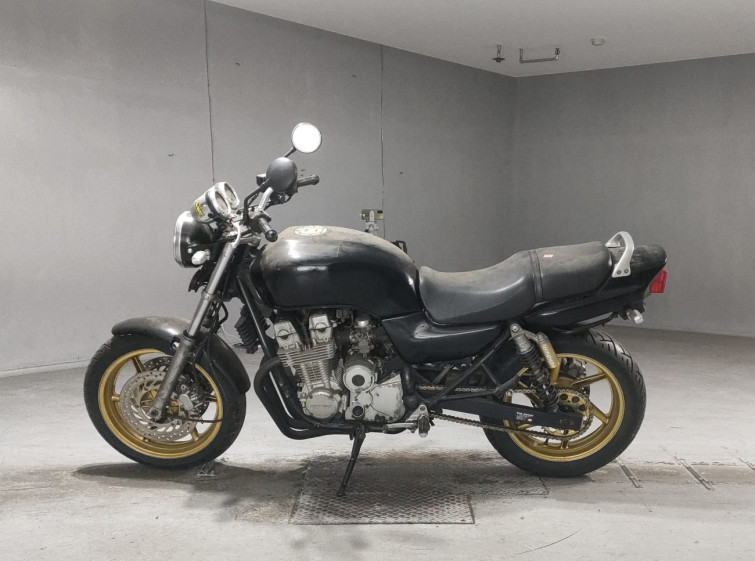 Мотоцикл Honda CB750 з пробігом 12944 km