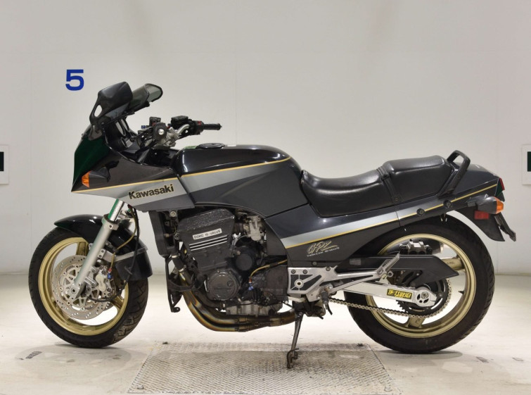 Мотоцикл Kawasaki GPZ900R с пробегом 93587 km