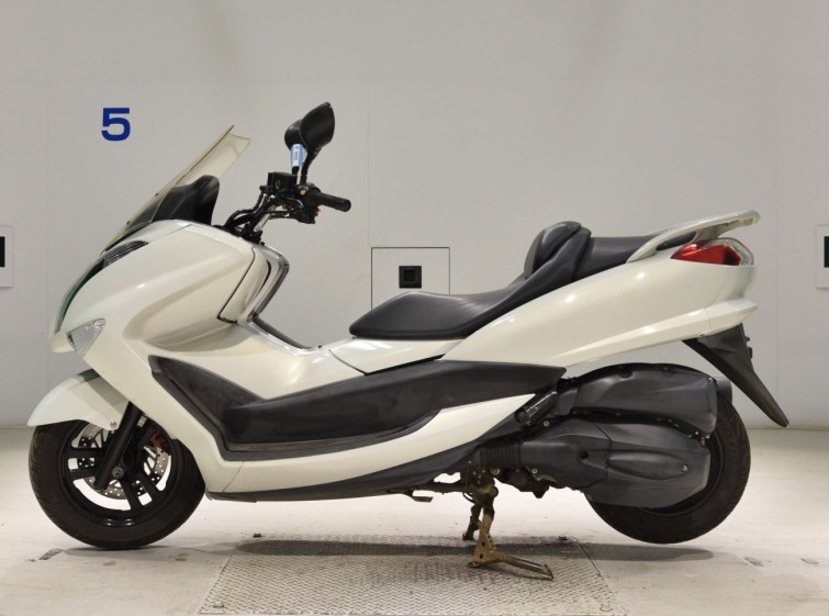 Мотоцикл Yamaha MAJESTY 250 с пробегом 73516 km