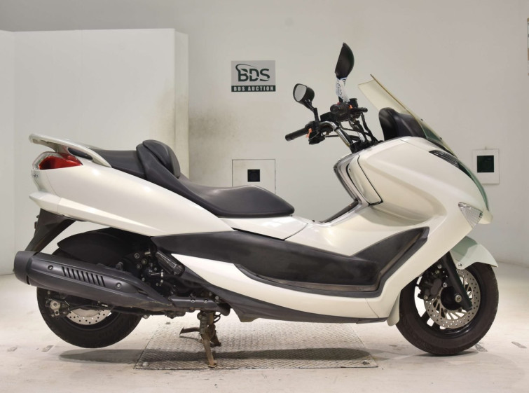 Мотоцикл Yamaha MAJESTY 250 с пробегом 73516 km