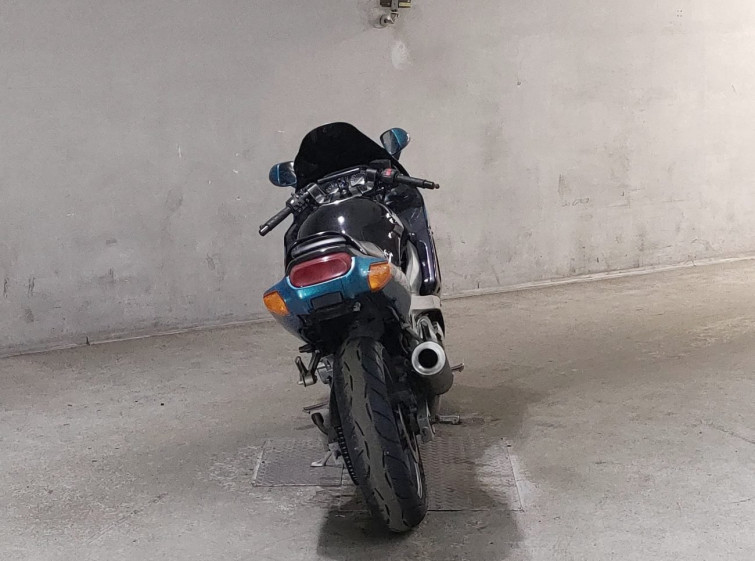 Мотоцикл Kawasaki ZZ-R400 з пробігом 43895 km