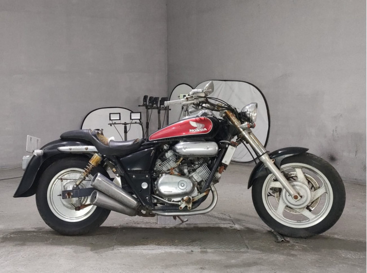 Мотоцикл Honda MAGNA250 з пробігом 21456 km