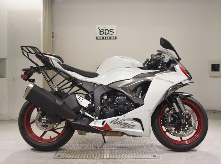 Мотоцикл Kawasaki ZX-6RA с пробегом 939 km