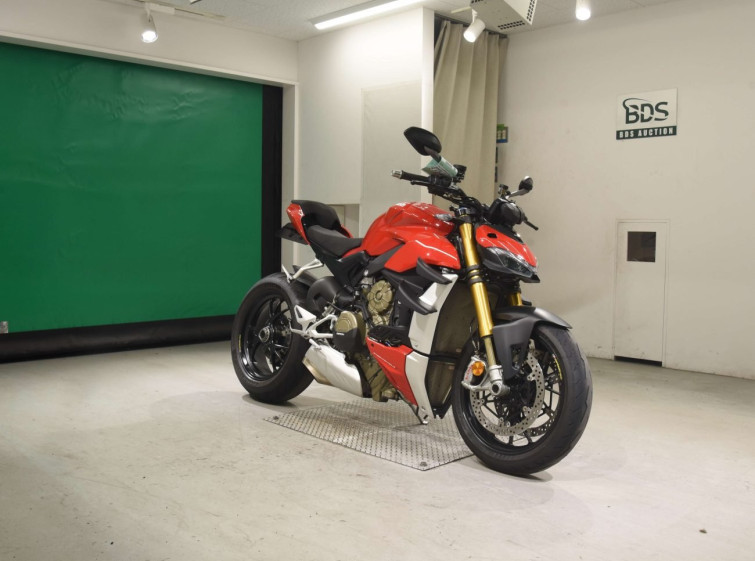 Мотоцикл Ducati STREET FIGHTER V4S з пробігом 31404 km