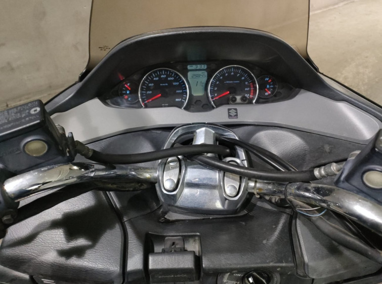 Мотоцикл Suzuki SKYWAVE 250S с пробегом 29845 km