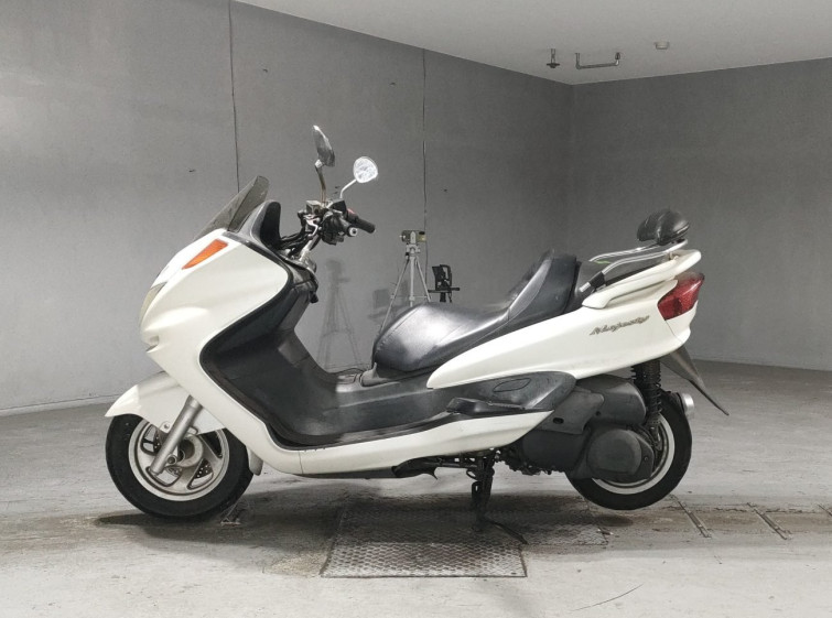 Мотоцикл Yamaha MAJESTY 250C с пробегом 36965 km