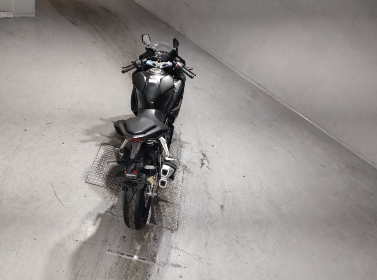 Мотоцикл Honda CBR250RR с пробегом 21155 km
